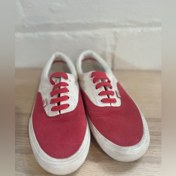 Vans Pink and White Sneakers Men’s 11.5 - Picture 3 of 4